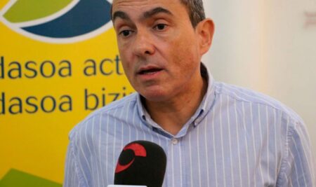 Bidasoa activa y MicroBank firman un convenio de colaboración para mejorar la financiación y promoción de las microempresas y el fomento del empleo autónomo