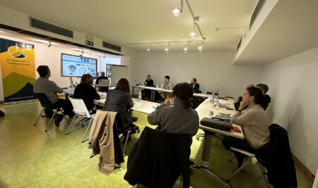 Bidasoa bizirikek Datua kudeatzeko ikastaroa antolatu du eskualdeko enpresa industrialentzat