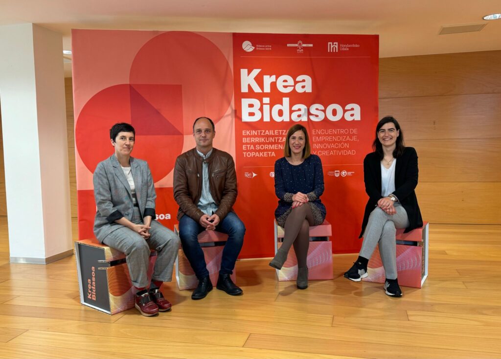 Krea Bidasoak edizio berri bat ospatu du “Konektatzen dugun lekuan” lelopean