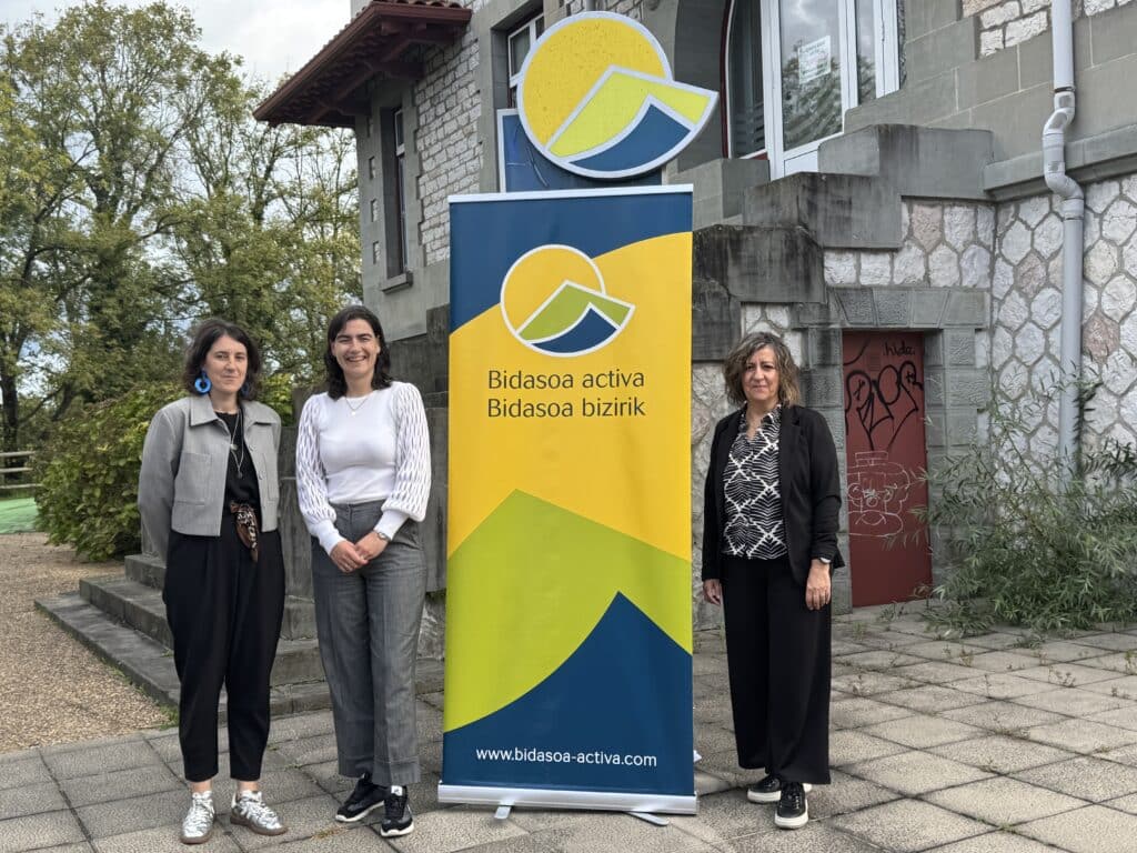 Ambas ciudades participarán, a través de la Agencia comarcal, en la fase piloto del proceso de elaboración de los nuevos Planes de Empleo y Desarrollo Local impulsados por el Departamento de Economía, Trabajo y Empleo del Gobierno Vasco, en el marco de la Ley Vasca de Empleo.