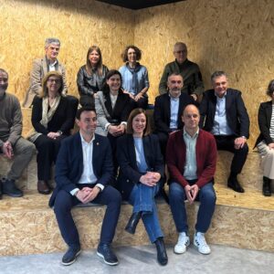 Mikel Torres lehendakariordeak Bidasoa bizirik bisitatu du Eskualdeko Enplegu eta Garapen Planaren aurrerapena ezagutzeko