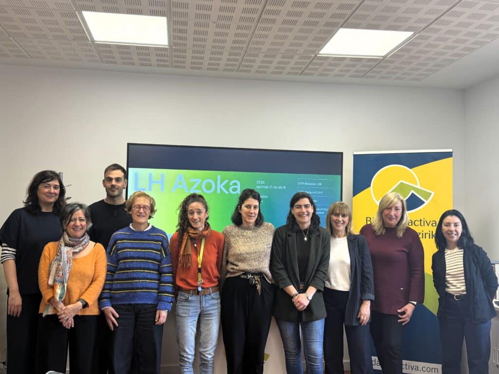 Irun eta Hondarribiko Udalek, Bidasoa Bizirik elkartearen bitartez, Bidasoa eskualdeko Lanbide Heziketako Azoka bat antolatzea bultzatzen dute. Azoka apirilaren 21ean izango da, Ficoban (Irun).